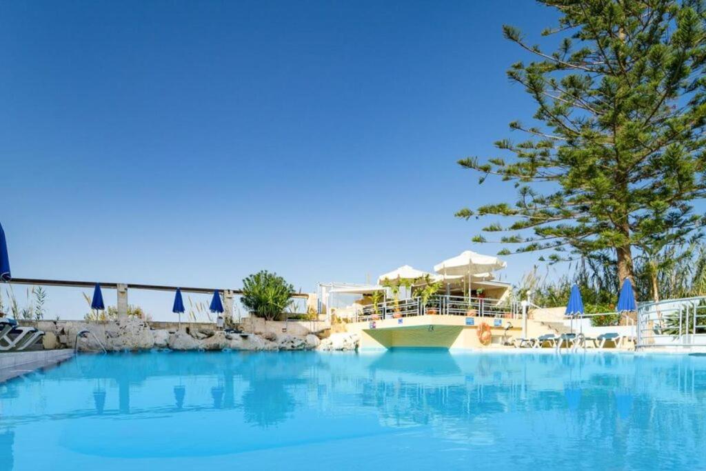 Futura Apartments Chania (Crete) Exterior photo